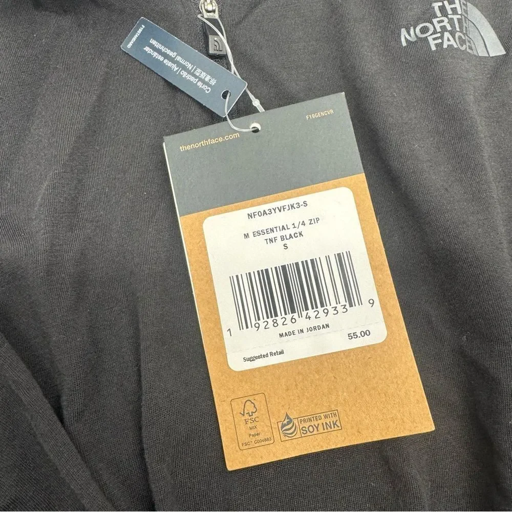 The North Face Men's  1/4 Zip Pullover in BLACK